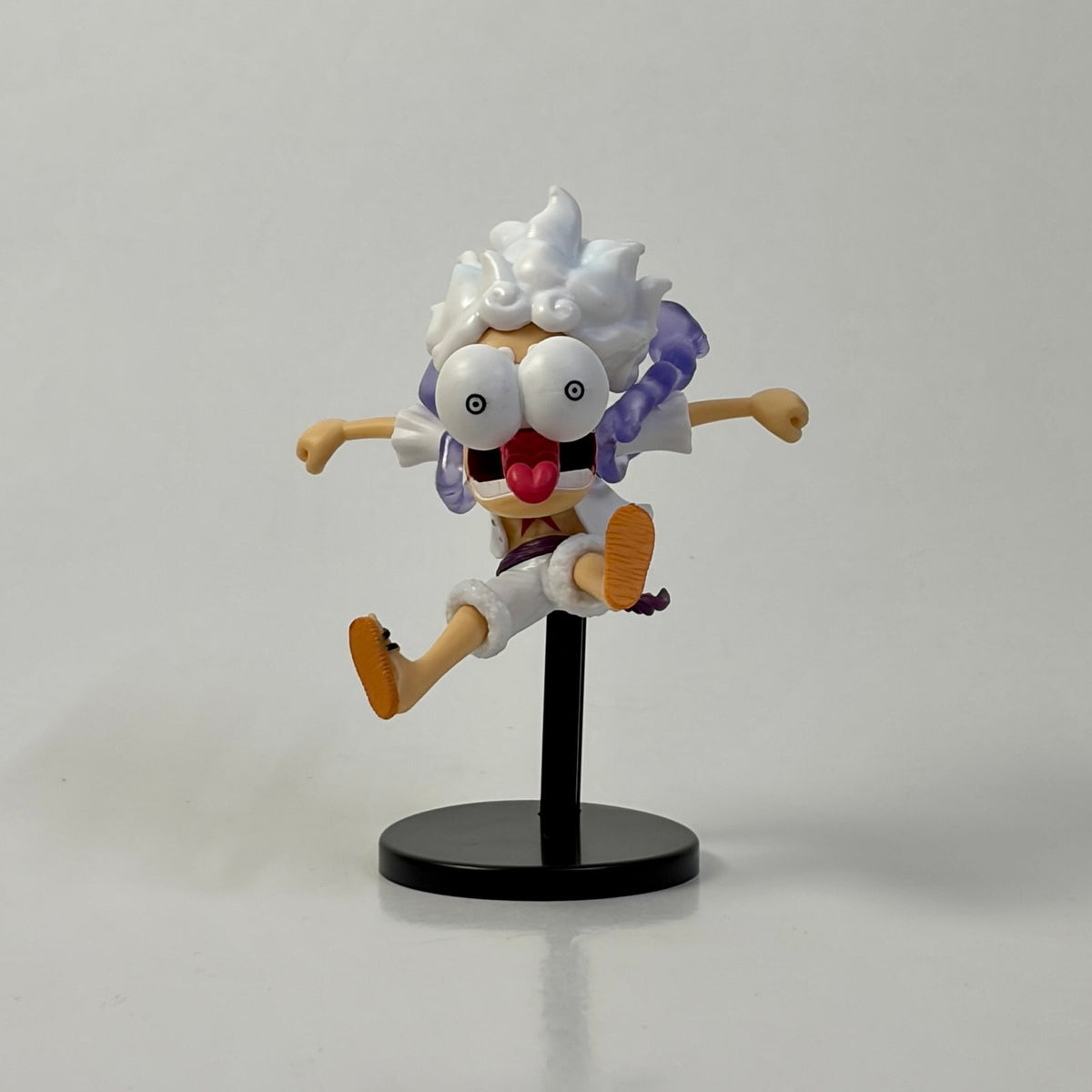 One Piece - Monkey D. Luffy V2 (Gear 5) (Action Figure - Medium)