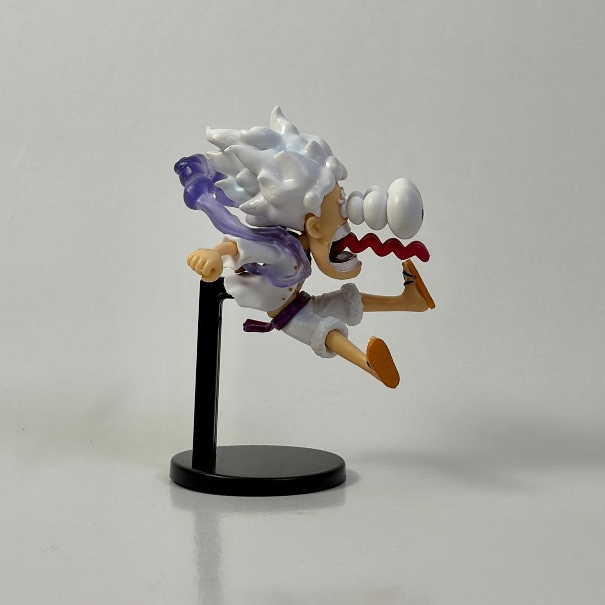 One Piece - Monkey D. Luffy V2 (Gear 5) (Action Figure - Medium)