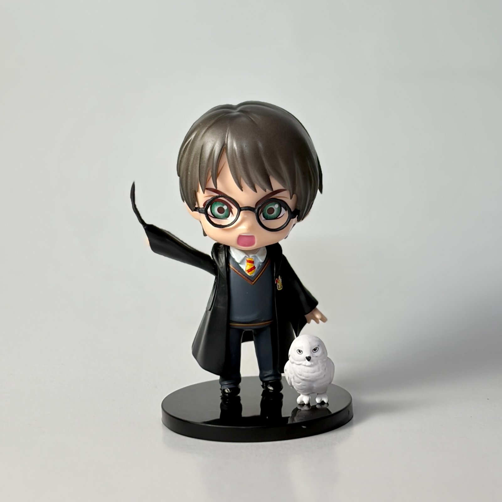 Harry Potter - Harry Potter With Hedwig